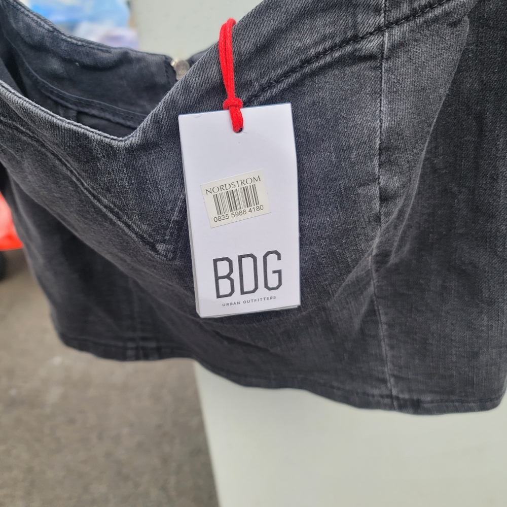 NWT BDG Black Puff Sleeve Women's Denim Crop Top - Size Medium - Picture 7 of 10